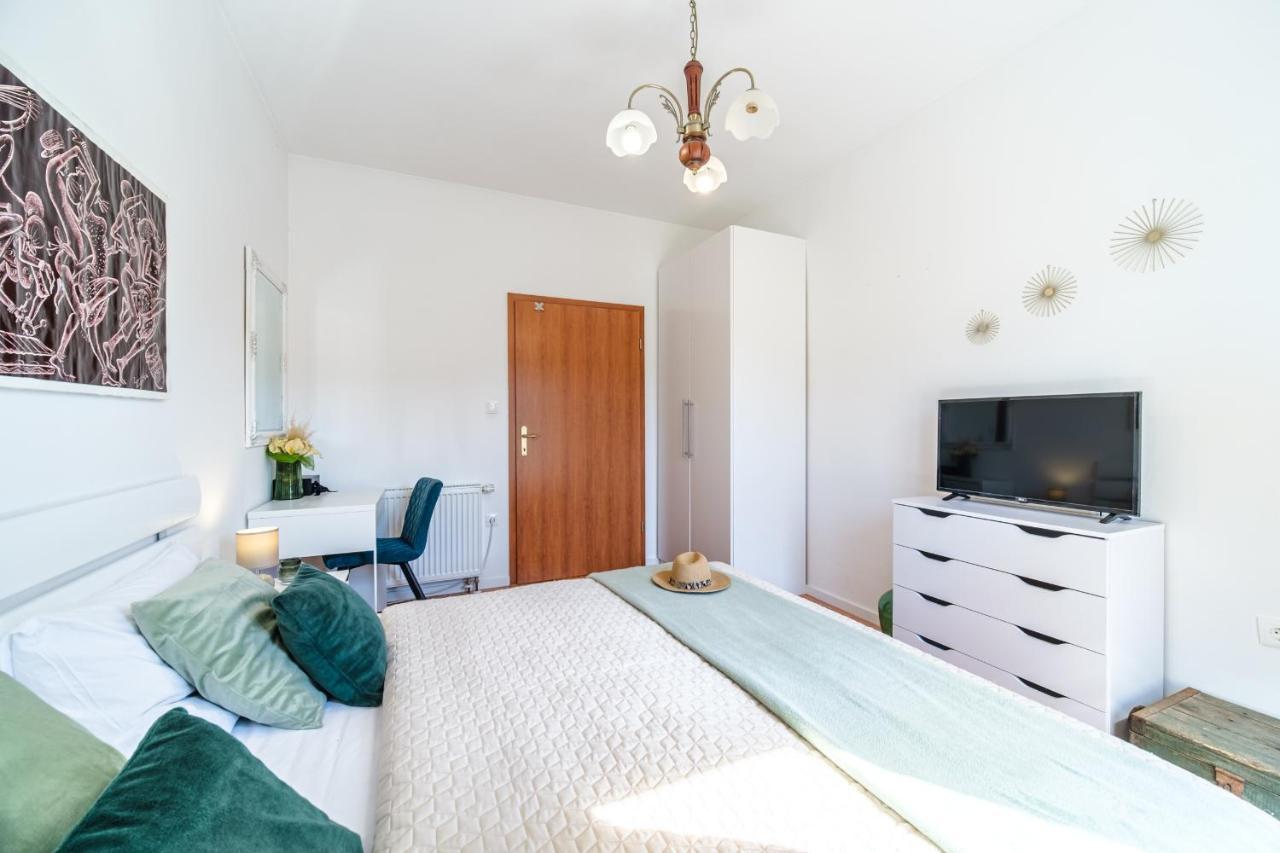 Guest House Barbara Nerezisca Екстер'єр фото